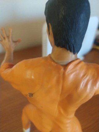 Figura Bruce Lee Naranja