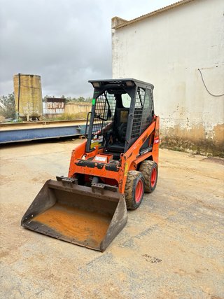 Minicargadora Bobcat S70