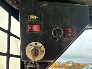 Minicargadora Bobcat S70