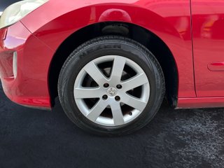 Peugeot 308 Sportium 1.6 HDI 110 FAP 5 velocidades