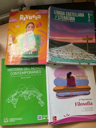 Lote de libros de 1 de bachillerato Ies Ben Arabi