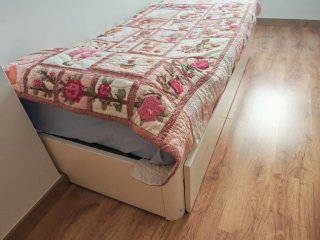 Cama nido sin colchones.