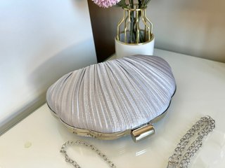Bolso fiesta plateado invitada