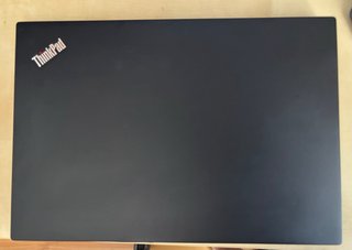 Lenovo Thinkpad T14s Gen 1 + maleta
