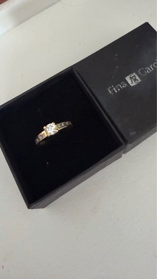 Anillo de oro 18K Fina García con circonitas t. 12