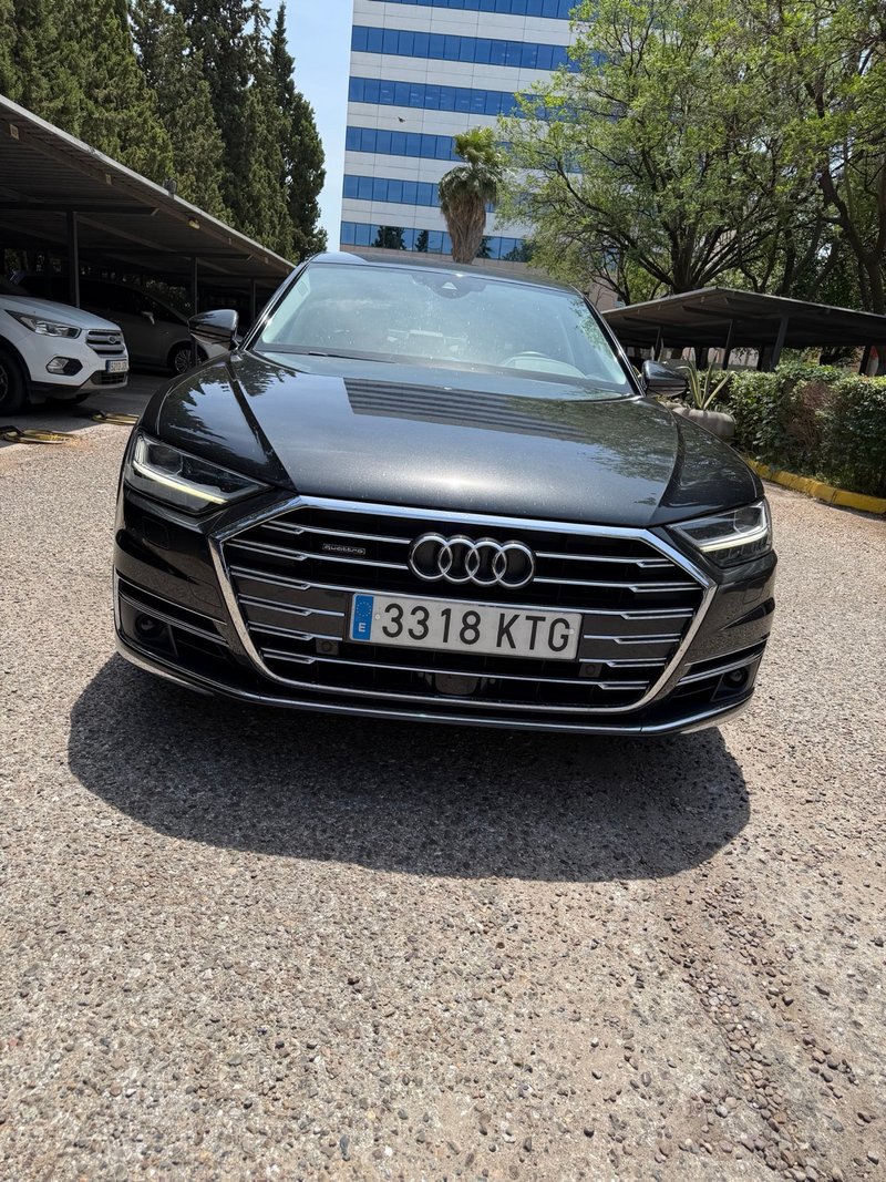 Audi A8 50TDI QUATTRO - foto 1