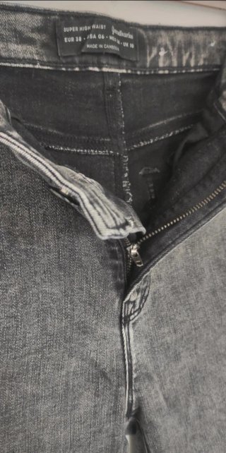 Vaqueros pitillo grises talla 38