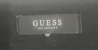 Mono Guess Negro Cremallera y Hebillas