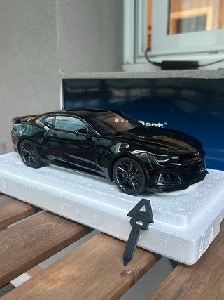 Chevrolet Camaro ZL1 Autoart 1/18