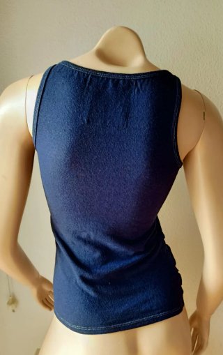 Camiseta tirantes mujer azul con volantes