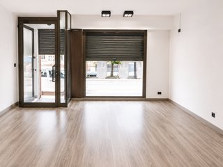 LOCAL COMERCIAL EN TAIALÀ!!!