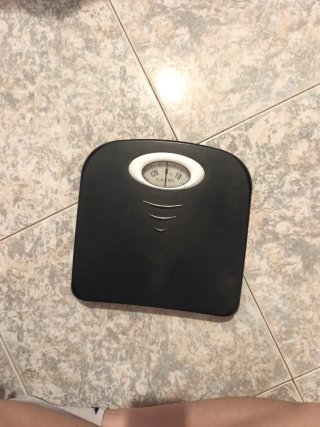 Báscula negra