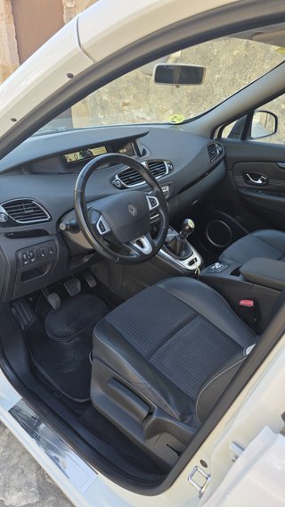 Renault Megane Scenic 1.6 DCI 130 CV año 2011