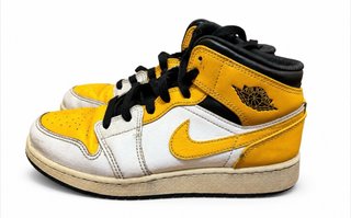 Zapatillas Nike Air Jordan 1 Mid Amarillo
