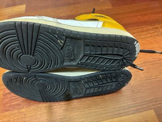 Zapatillas Nike Air Jordan 1 Mid Amarillo