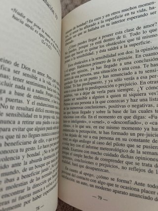Una llamada al amor consciencia, libertad, feli...