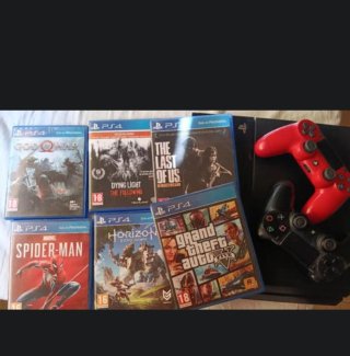 PS4 (PlayStation 4) con 2 mandos 6 juegos y cables