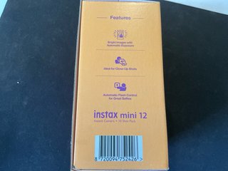 Fujifilm Instax Mini 12 Cámara + 10 Fotos