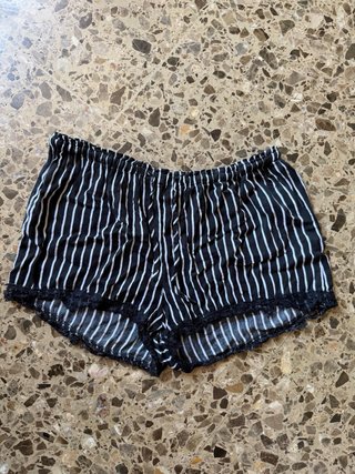 Conjunto lencero rayas blanco y negro