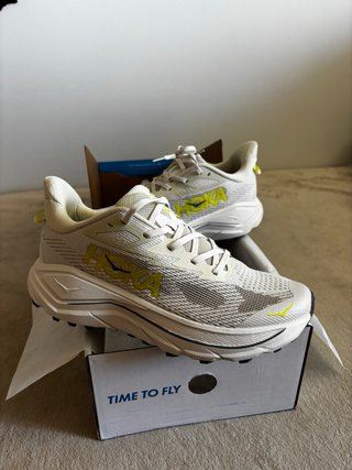 Hoka Challenger 8 Trail Running Beige/Amarillo