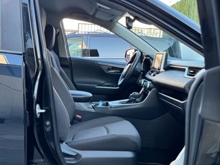 Toyota Rav4 2.5l 220H Style