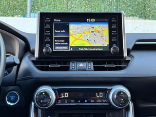 Toyota Rav4 2.5l 220H Style