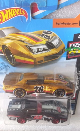 Conjunto 2 Hot Wheels 76 Greenwood Corvette