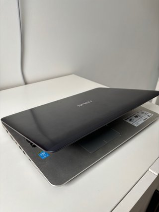 Portátil ASUS K555L Plata/Negro