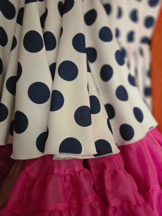 2 trajes de flamenca lunares