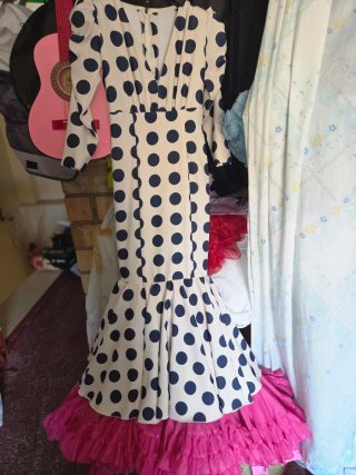 2 trajes de flamenca lunares