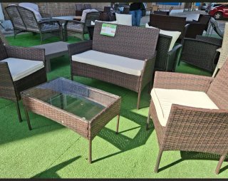 Conjunto ratán terraza jardin mesa y sofás