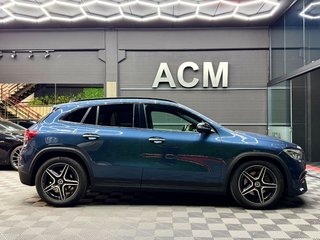 Mercedes-Benz GLA GLA 200 D