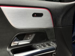 Mercedes-Benz GLA GLA 200 D