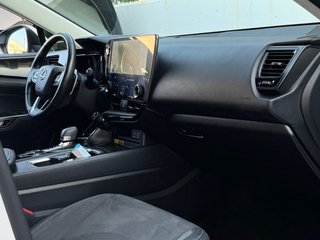 Lexus NX 2.5 300h Business Navigation 2WD