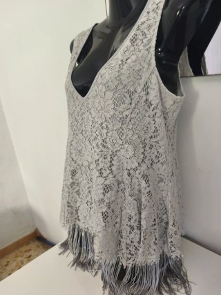 Top pizzo con frange