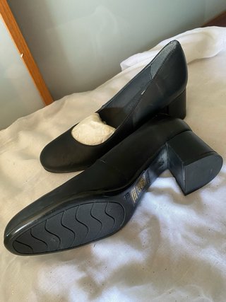 Zapato Salón Negro Piel Talla 36