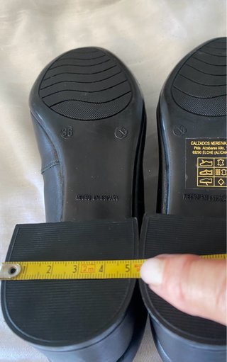 Zapato Salón Negro Piel Talla 36