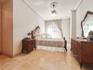 Piso en venta en Los Ángeles - Cruz de Caravaca en Almería