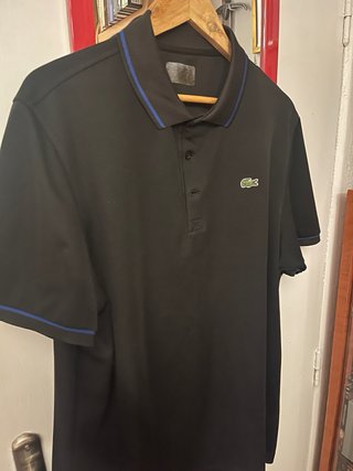 Polo Lacoste negro manga corta