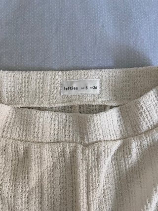 Pantalones punto trenzado beige Lefties