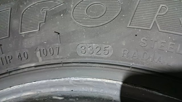 215 R15C 112/110S LANVIGATOR CATCHFORS A/T