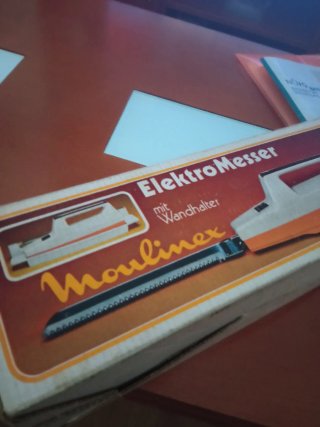Cuchillo Eléctrico Moulinex. Apenas uso.Como nuevo