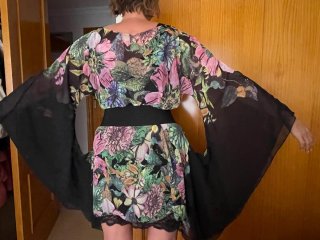 Vestido estampado floral con cinturón