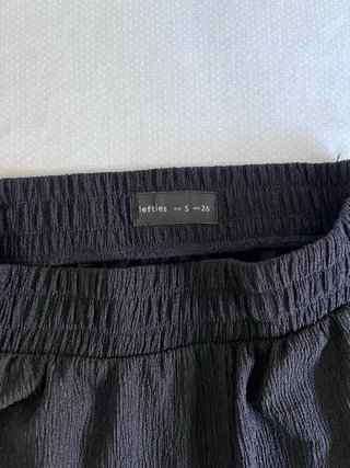 Pantalón lino negro Lefties