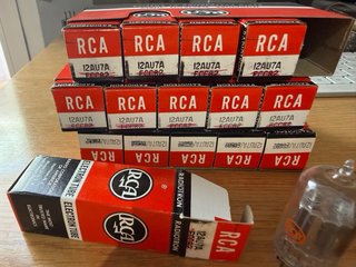 Válvula RCA 12AU7A ECC82 Radiotron Amplificador