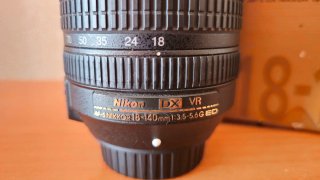 Objetivo Nikon 18-140mm VR