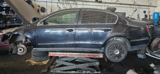 Motor de coche para desguace