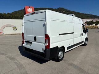 Peugeot Boxer con equipo de frío y congelación.