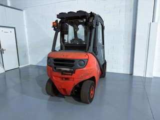 Carretilla elevadora Linde H25D con Triplex