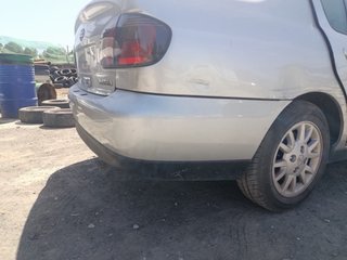 Paragolpes Nissan Primera P11 Delantero y Trasero